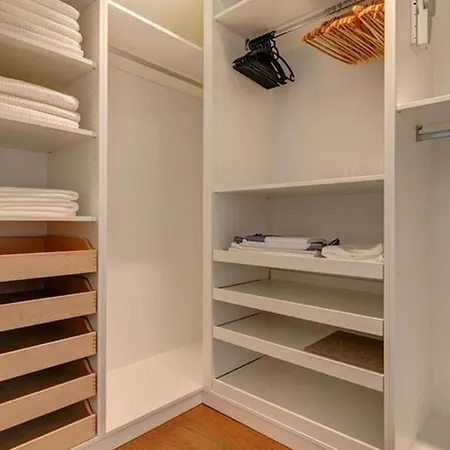 Amazing 3 Bedrooms *